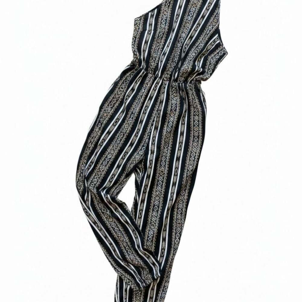FashionWeb Black and White Geometric Print Halter Jumpsuit XL